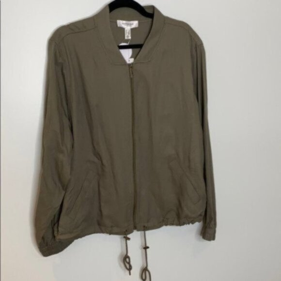 Addition Elle Women Dusty Green Solid Cropped Bomber Jacket Plus Size 2X - Picture 6 of 12